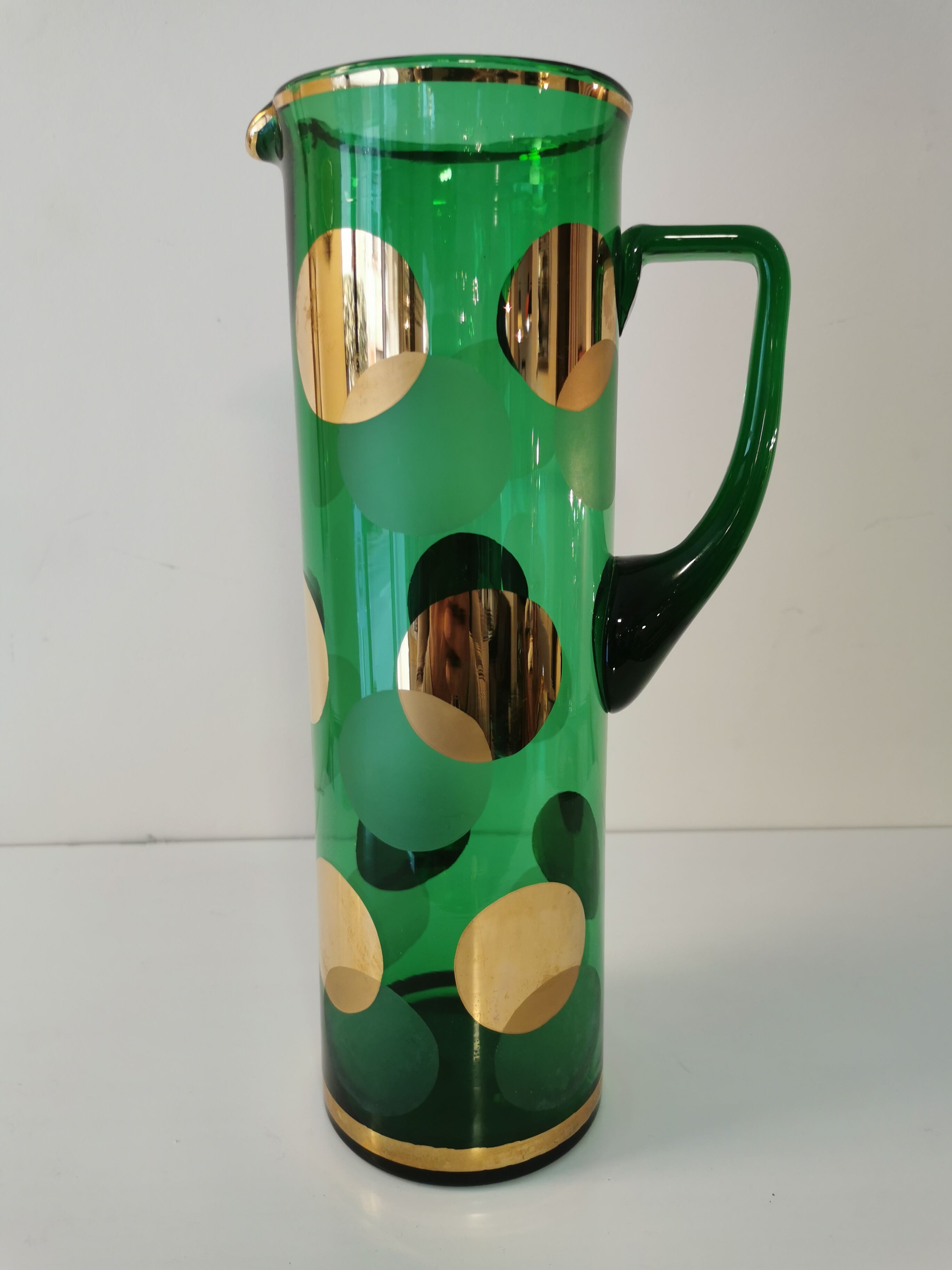 Glass orangeade service from the 1970s