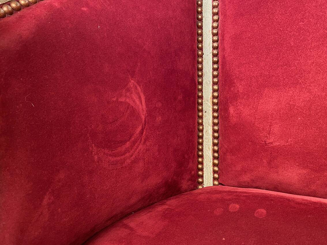 Canapé corbeille de style Louis XVI, fin XIXe-début XXe