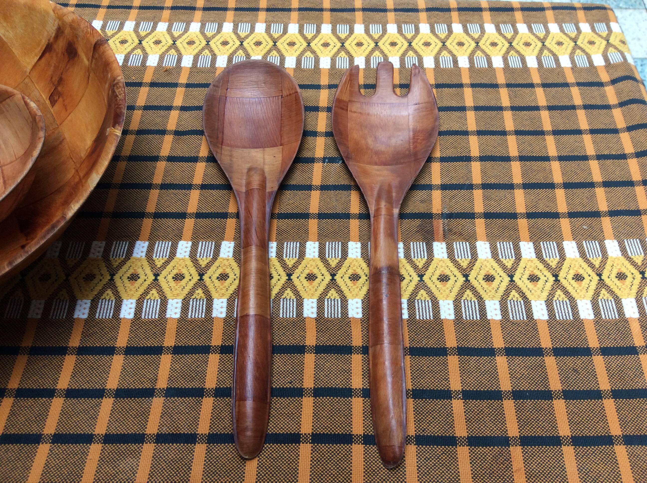 Danish salad bowl set