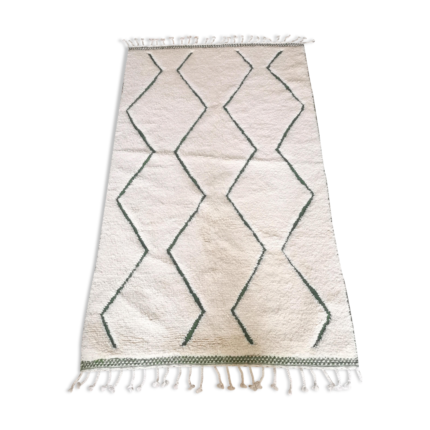 Magnificent Berber carpet Béni Ouarain green and white with diamonds and braided border