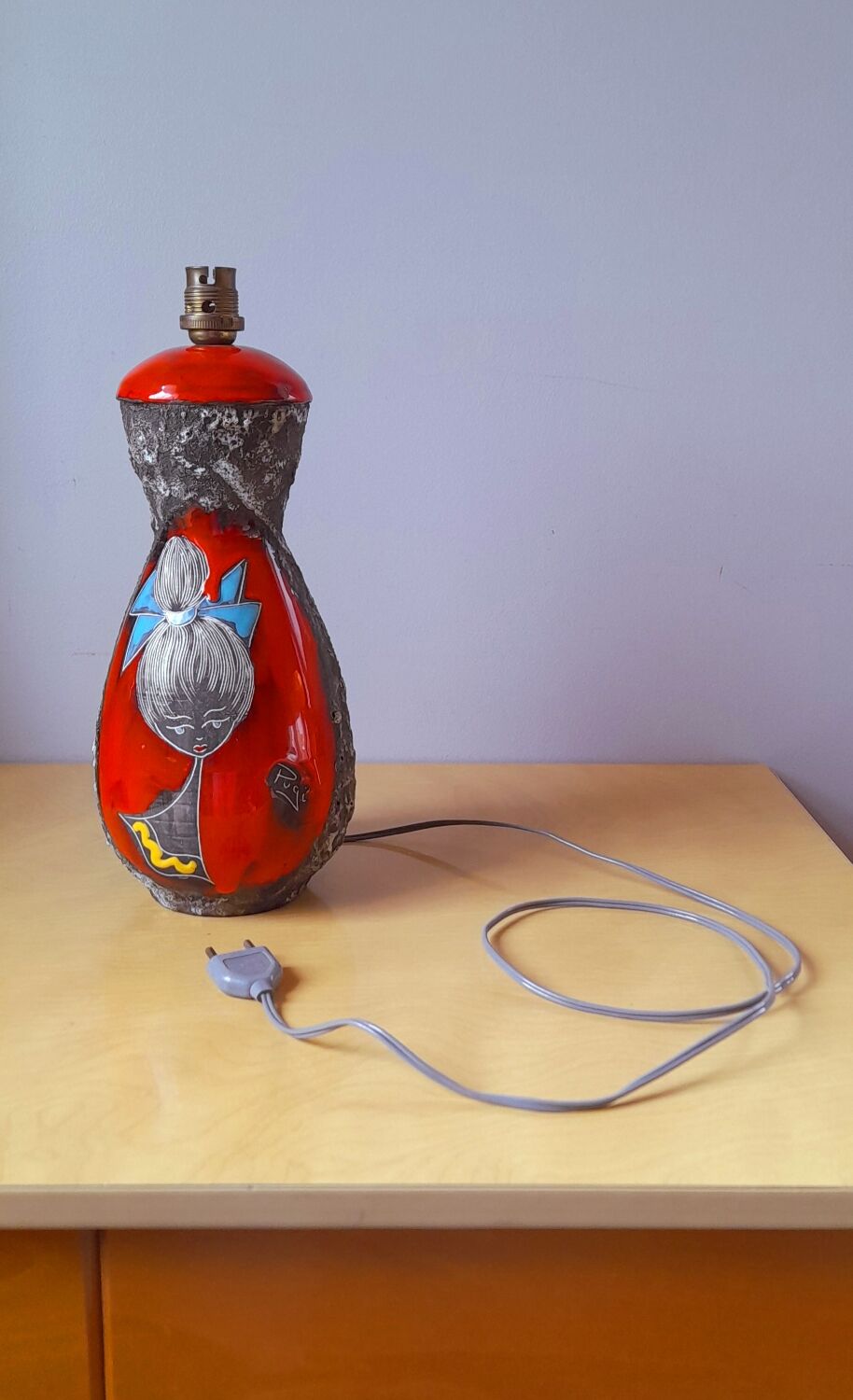 Fat lava 50s lamp base
