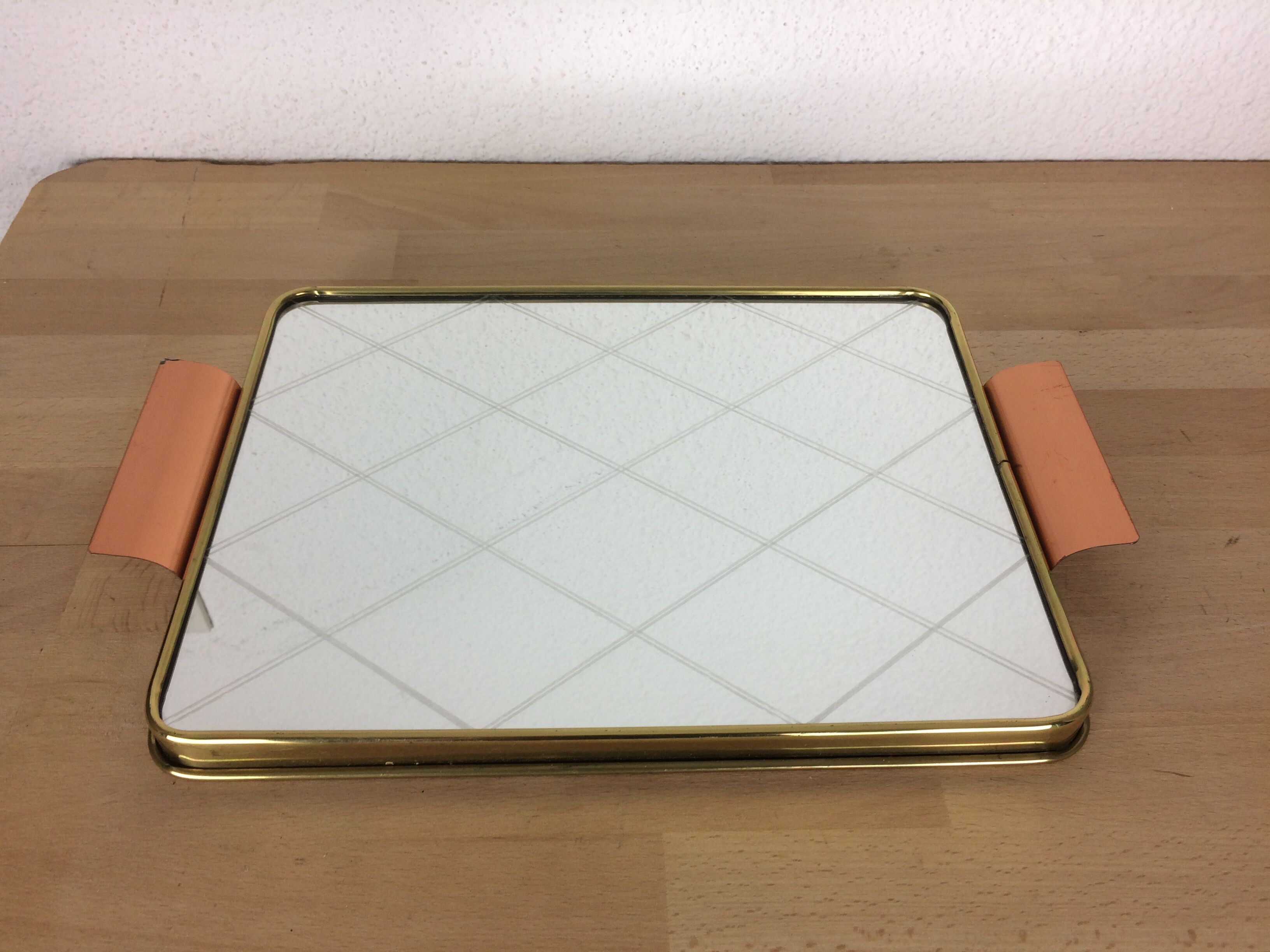 Gold metal gridded mirror tray