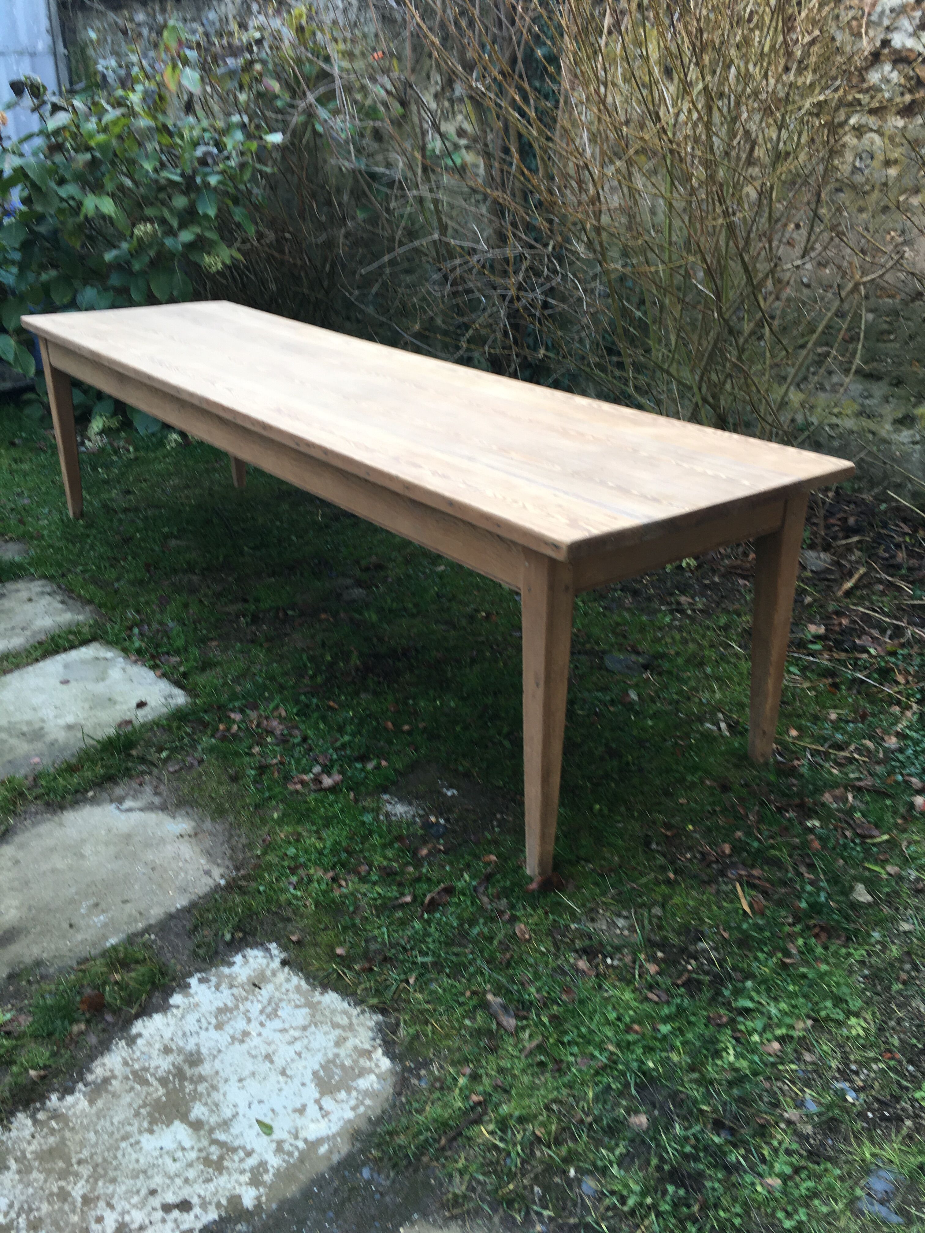 Farm table feet tapered rough wood