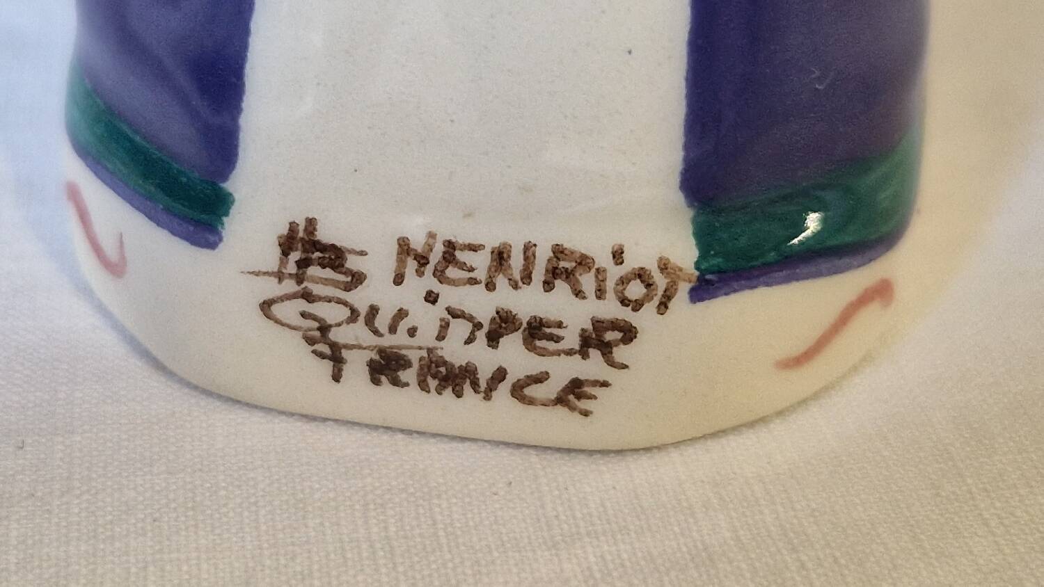 Saint Anne earthenware Quimper