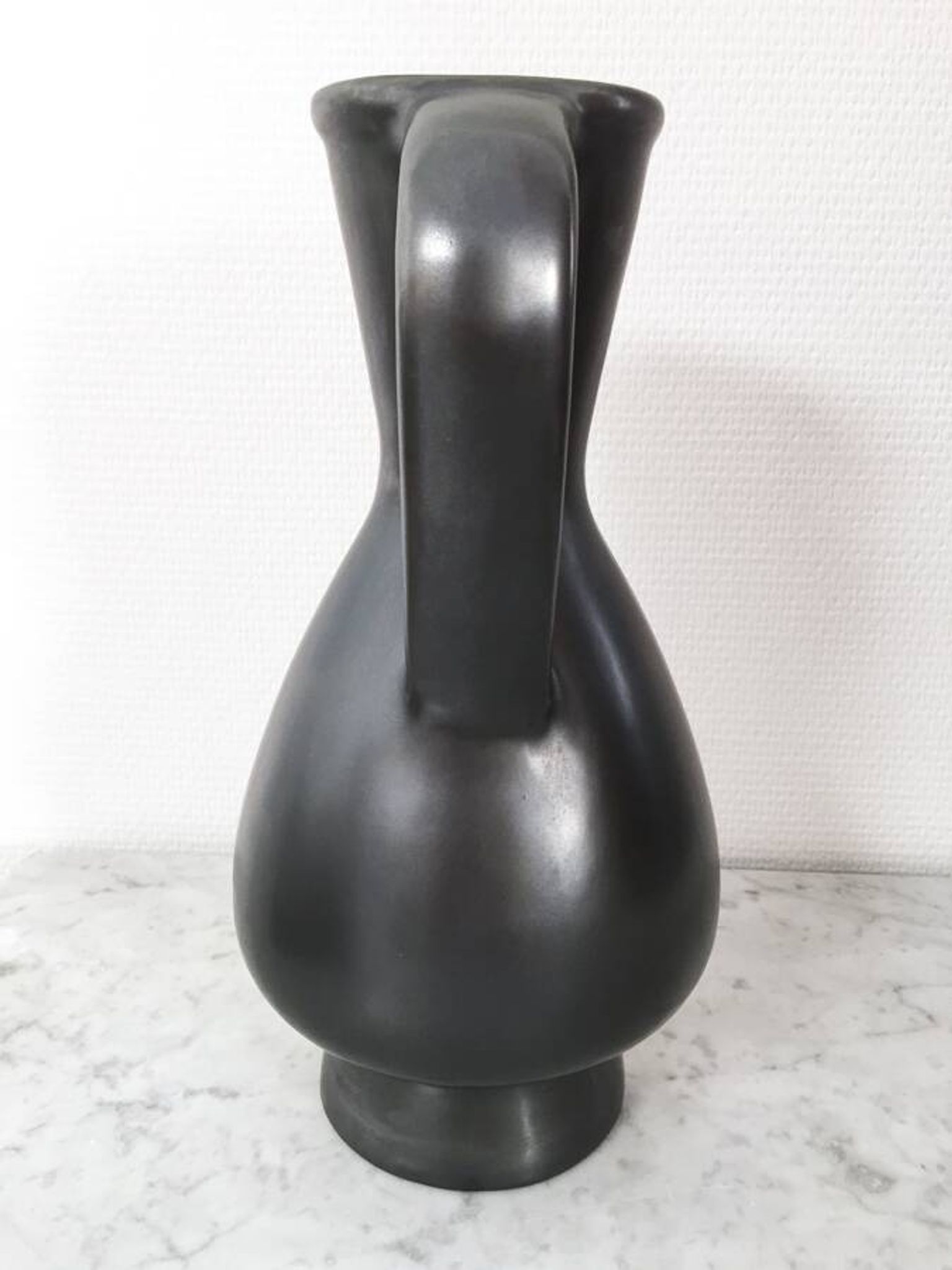 Vase bicolore signé JM Faux – circa 1960