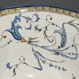 Cache-pot "poséidon" de faïence de Gien