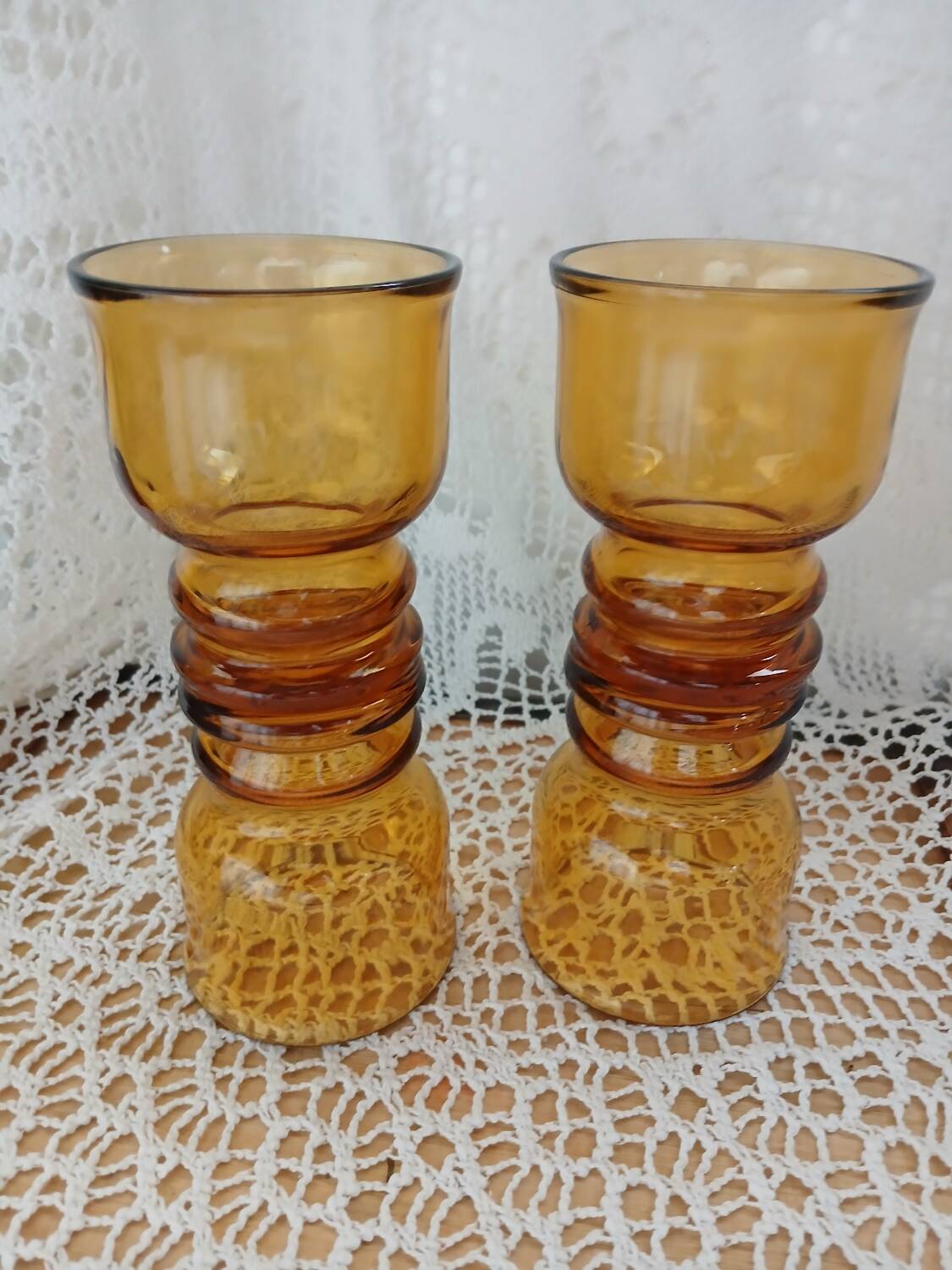 4 verres ambrés vintages