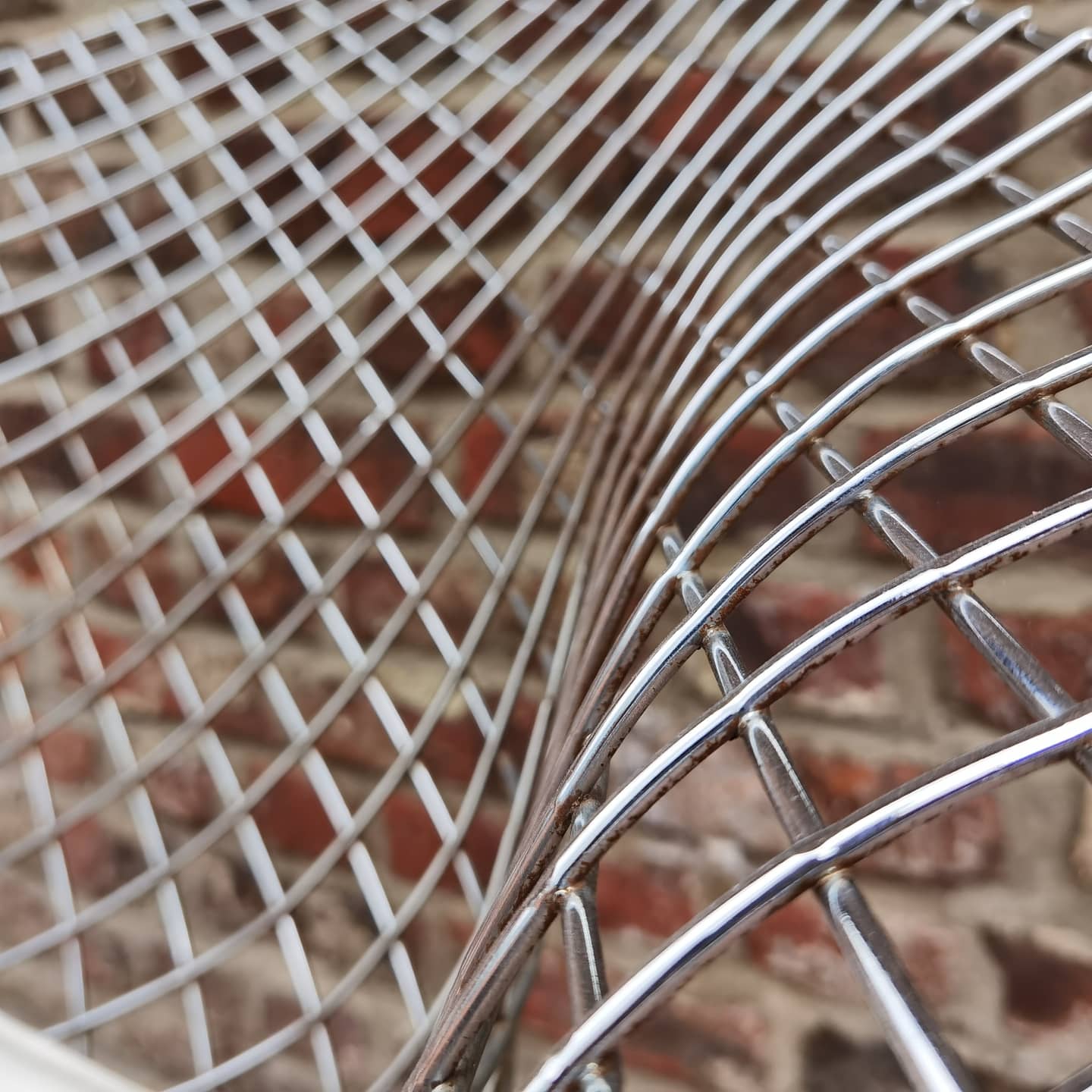 Diamond armchair by Harry Bertoia for Knoll