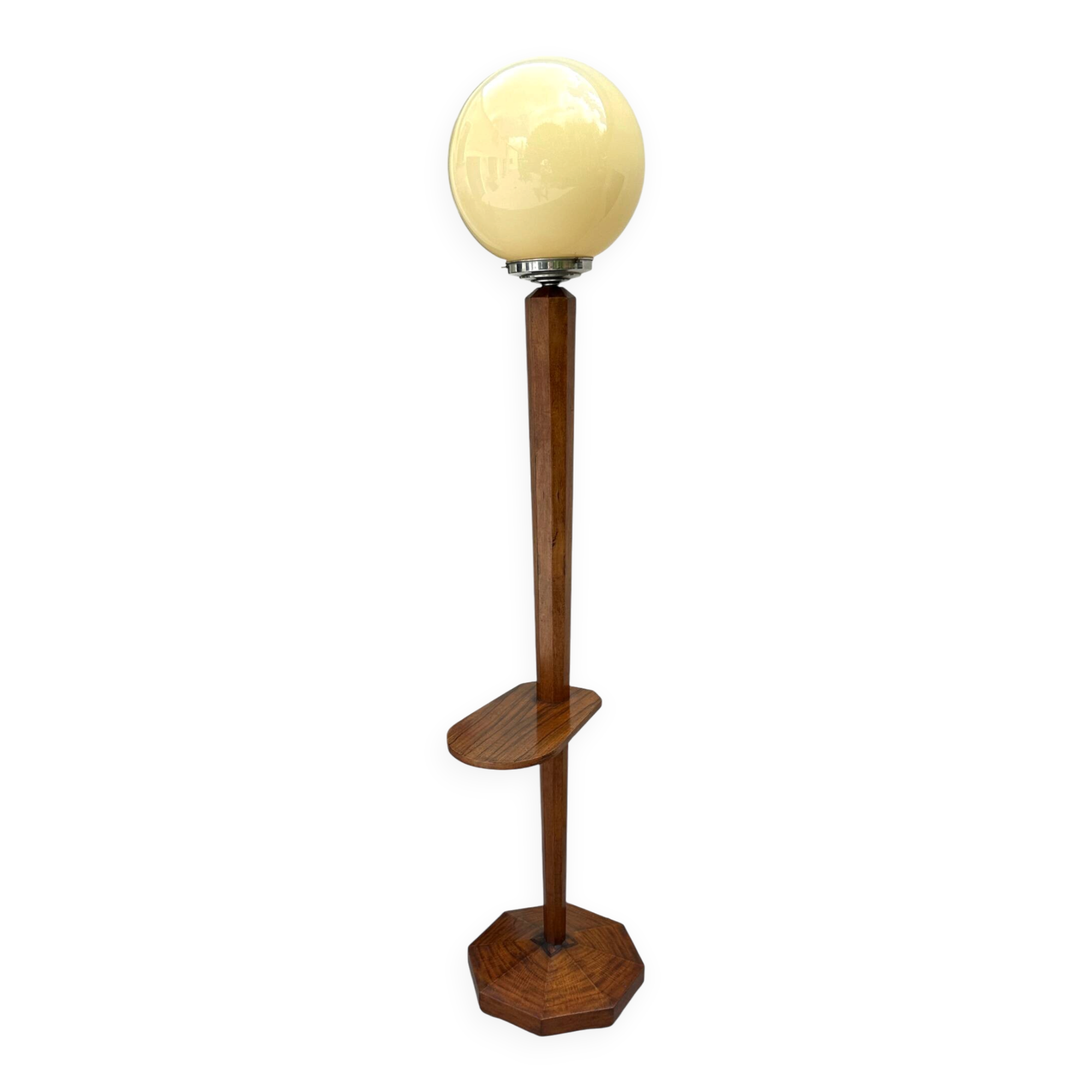 Art Deco modernist floor lamp in walnut and opaline globe, 1930s.