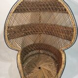 Emmanuelle chair