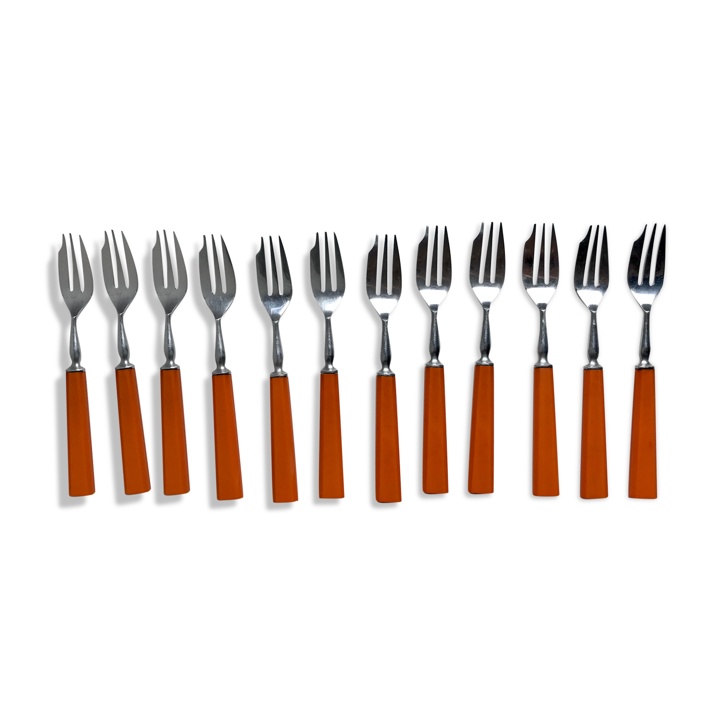 Set of 12 orange dessert forks in Bakelite and Tinplate 60s-70s