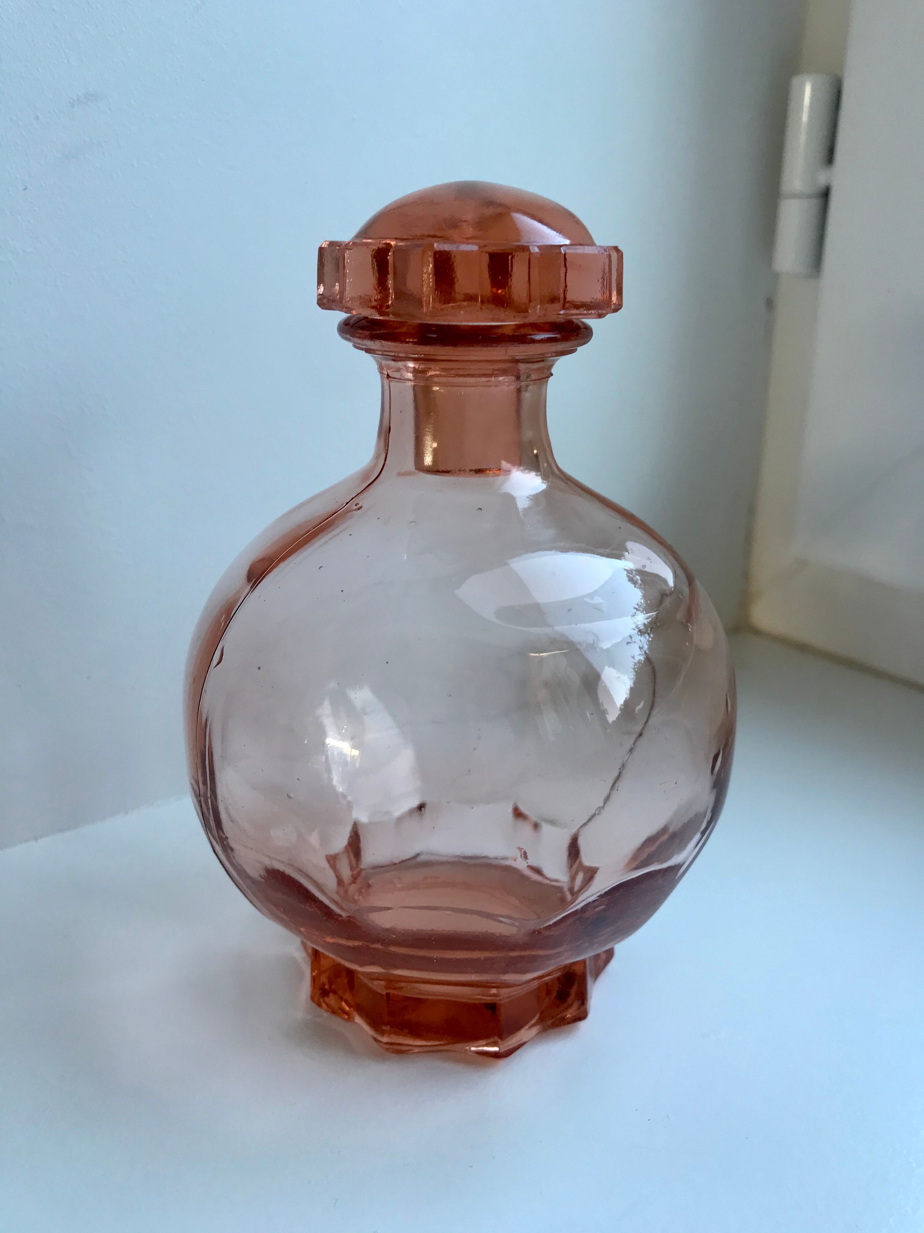 Art deco pink glass decanter 40s