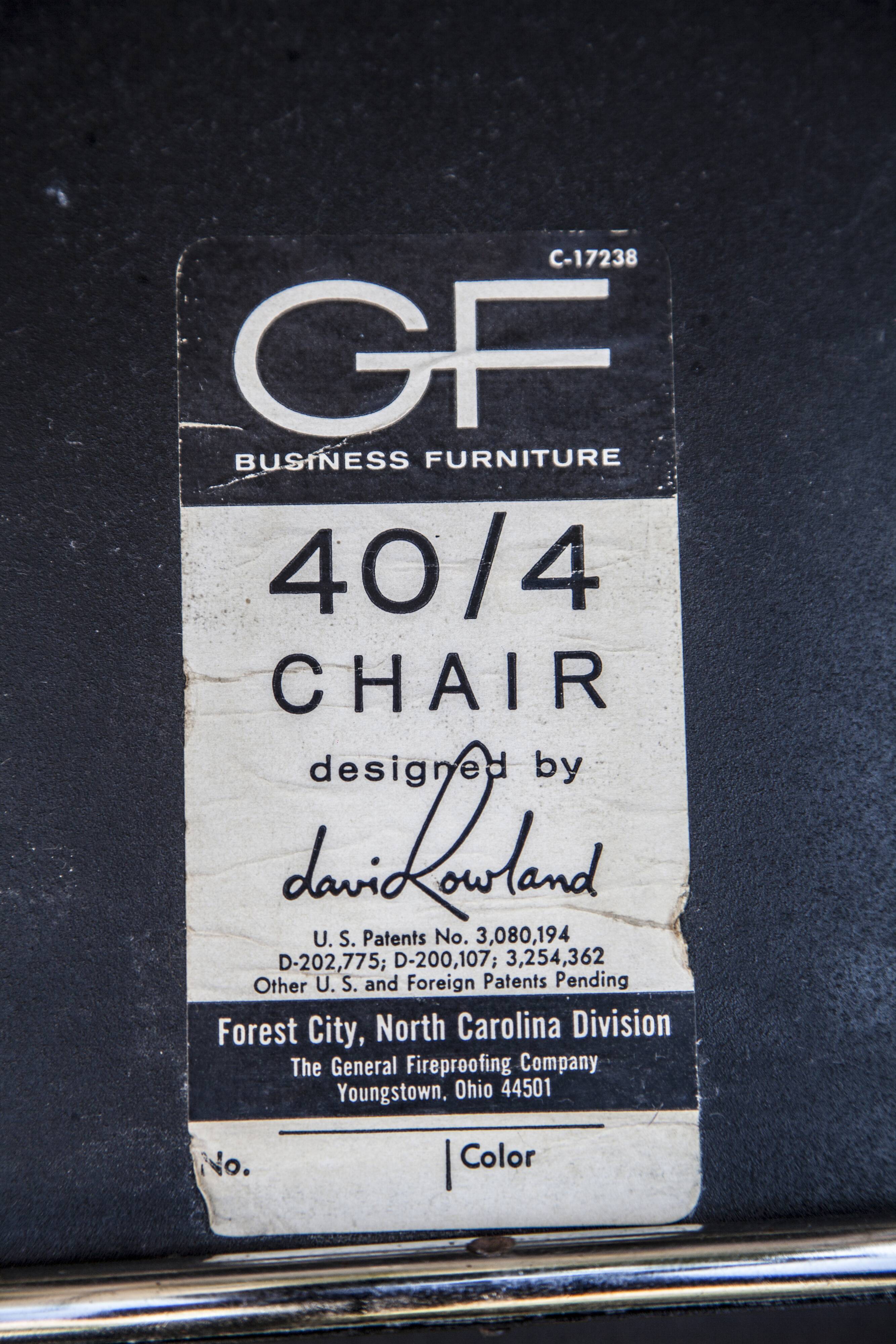 Chaises Noires 40/4 David Rowland