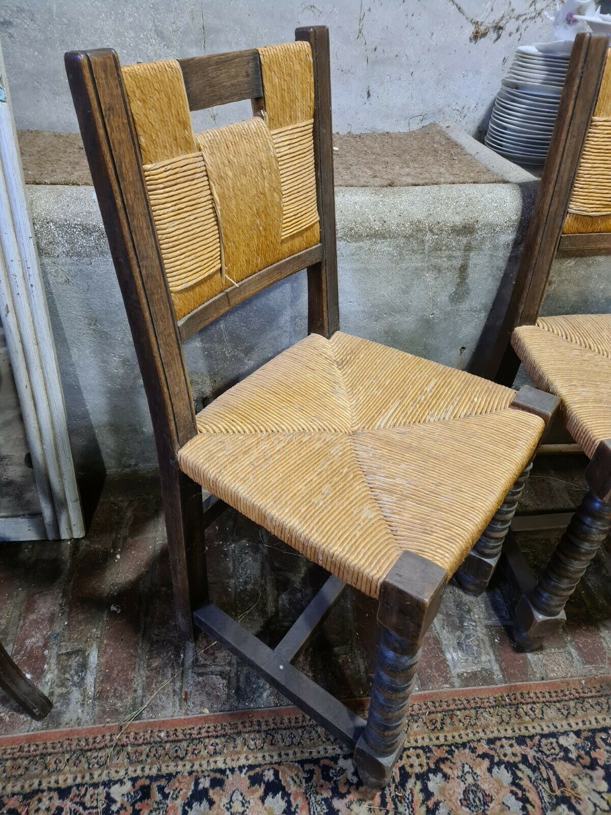 Country-style mulched chairs