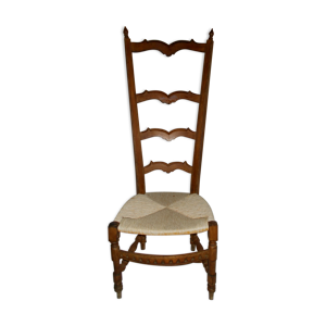 Chaise assise basse