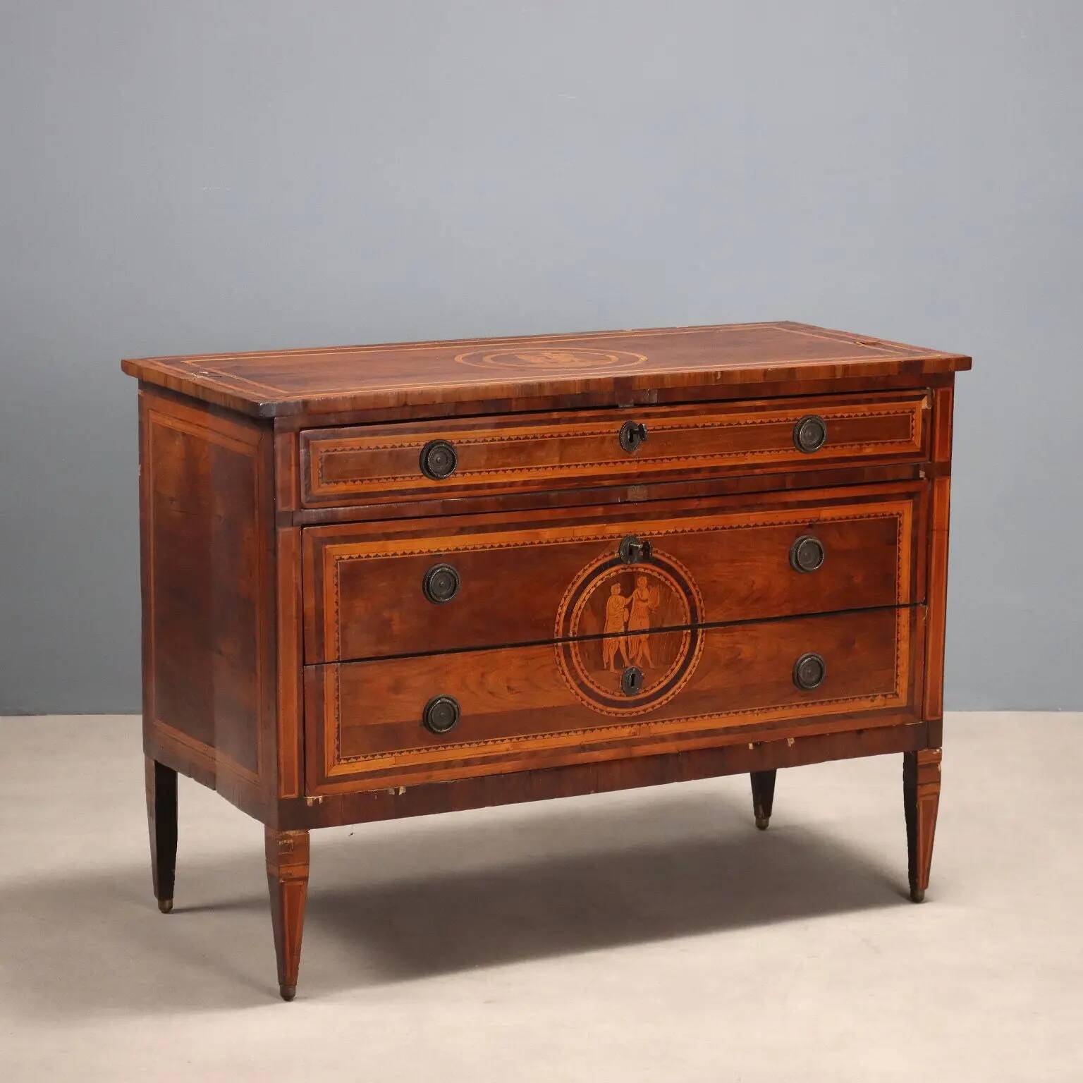 Antique neoclassical cherry wood commode, Italy, 18th century.
