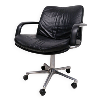 Artifort black leather office chair