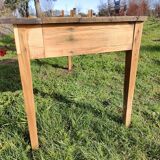 Old restaurant serving console