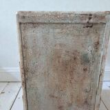 Small chest of drawers with pigments