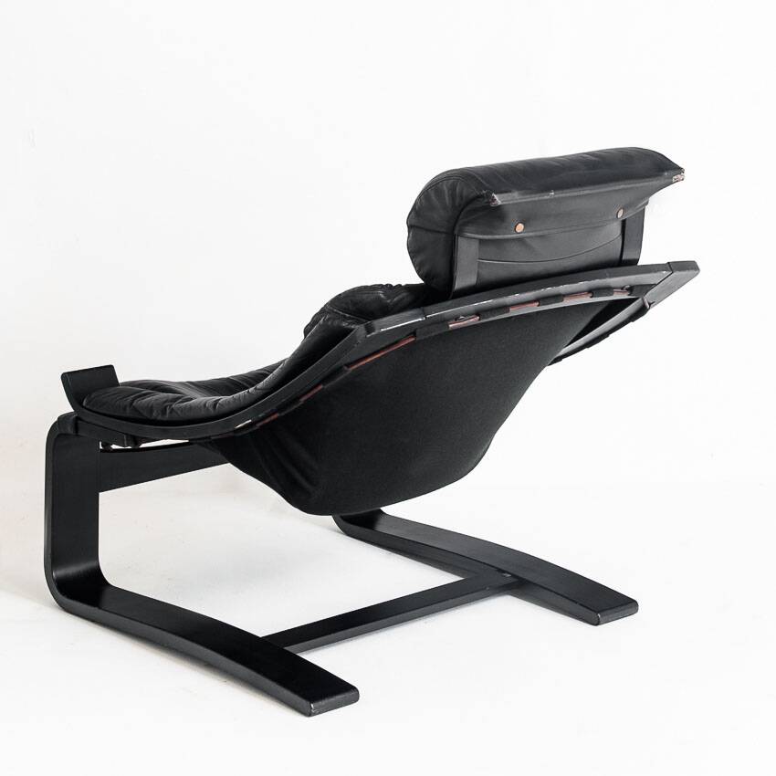 Kroken armchair in curved wood and leather. Design by Ake Fribytter for Nelo. Sweden, 80s