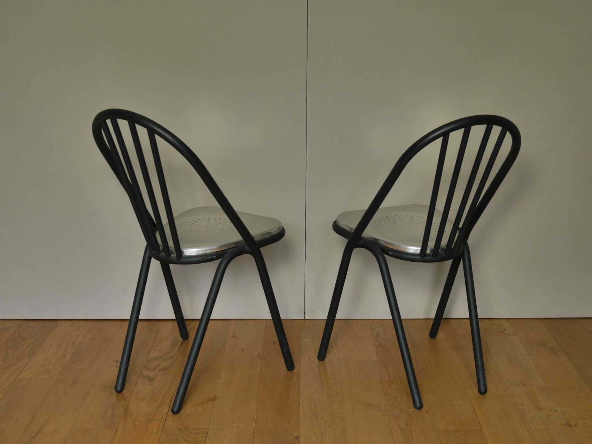 Pair of chairs Surpil of Henri porch edition DCW