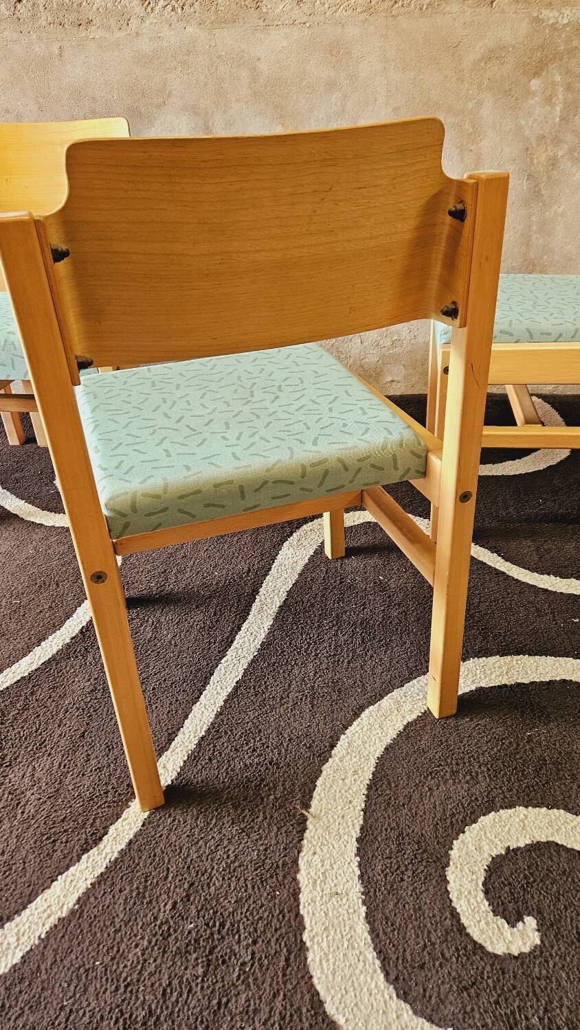 Set of 4 wooden and fabric chairs, 70s