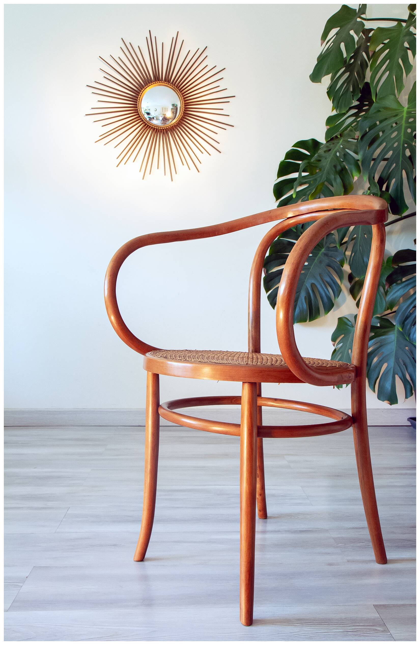 Chair B9/209 known as "Le Corbusier", early 20th century.