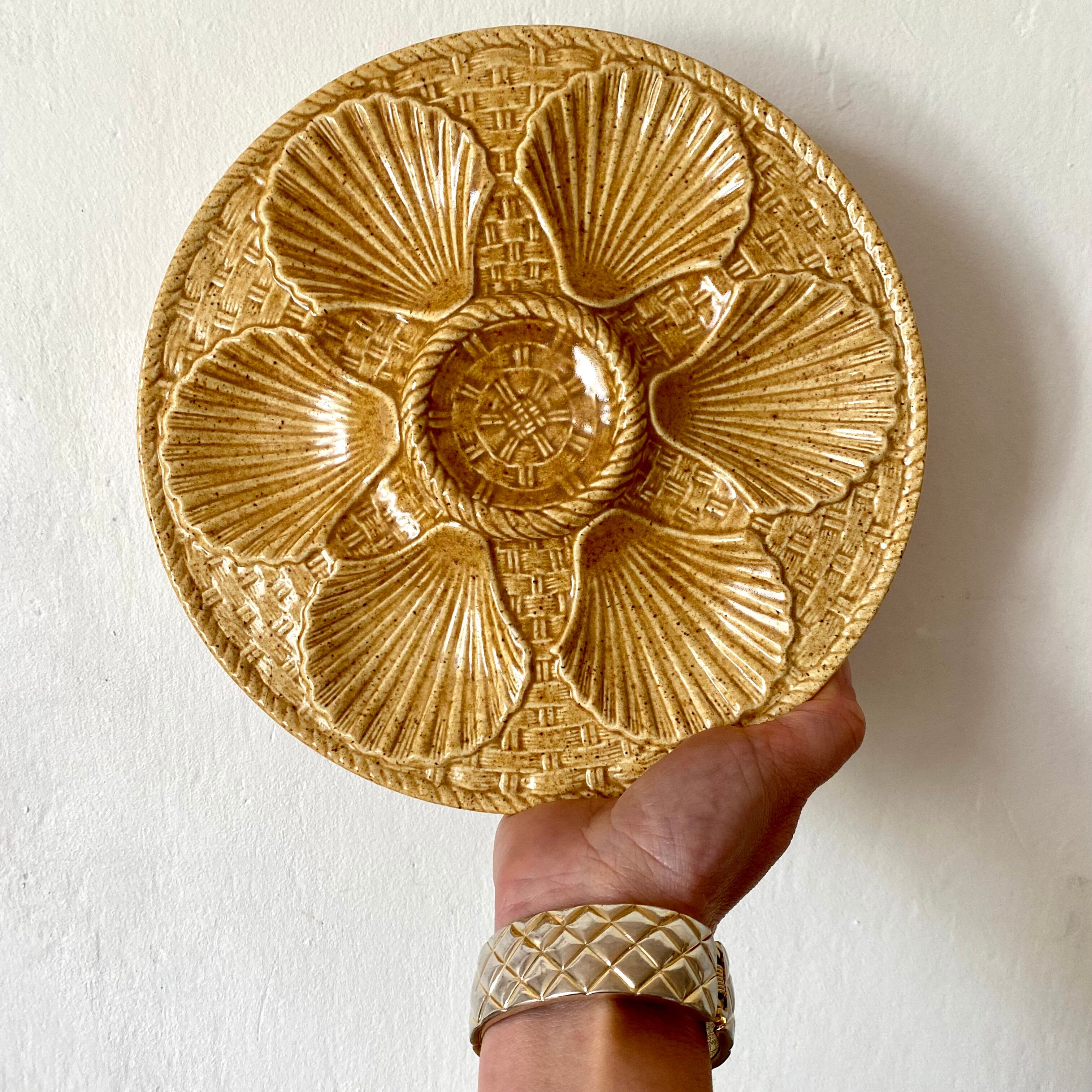 Longchamp oyster service 12 plates and one dish