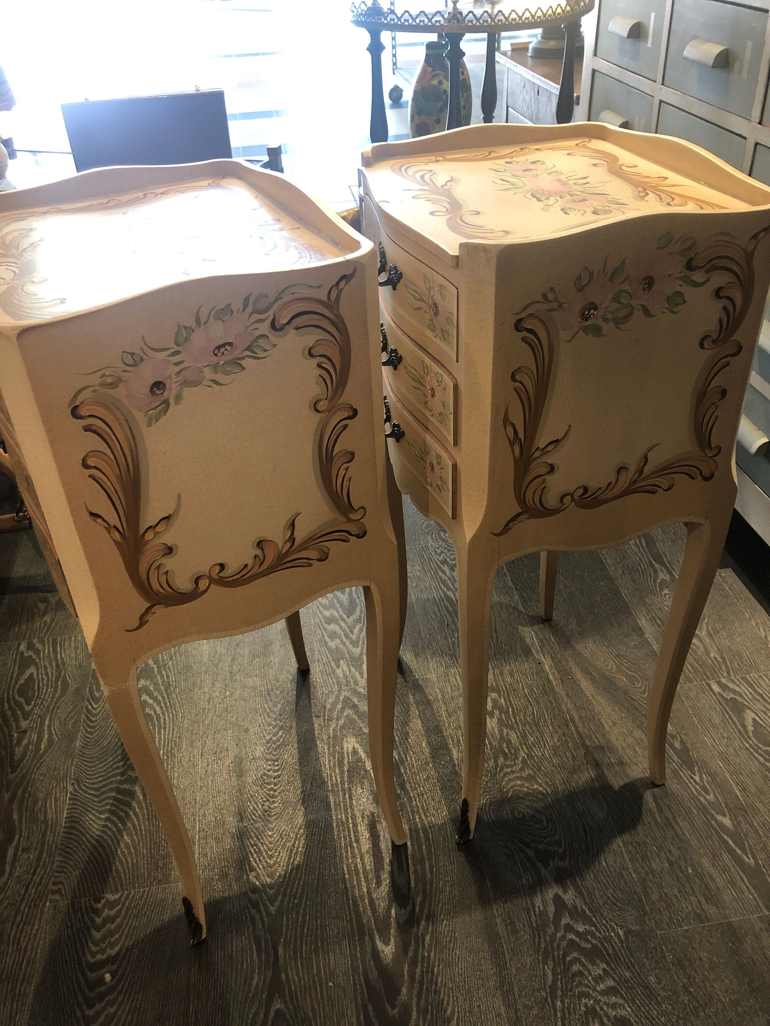 Pair of Venetian bedside louis XV painted