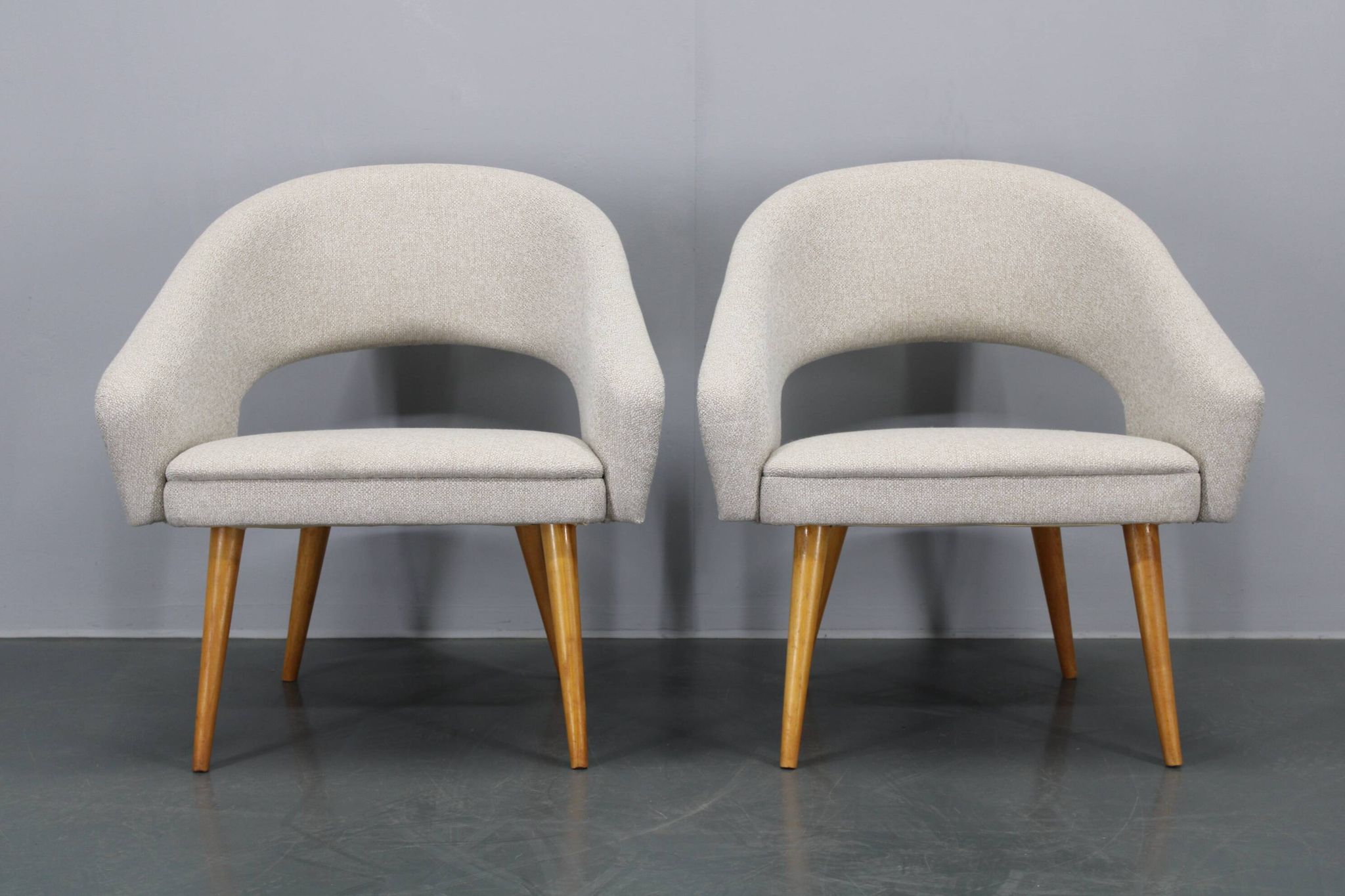 1960s Pair of Restored Shell Chairs, Czechoslovakia
