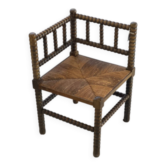 Turned wood corner chair