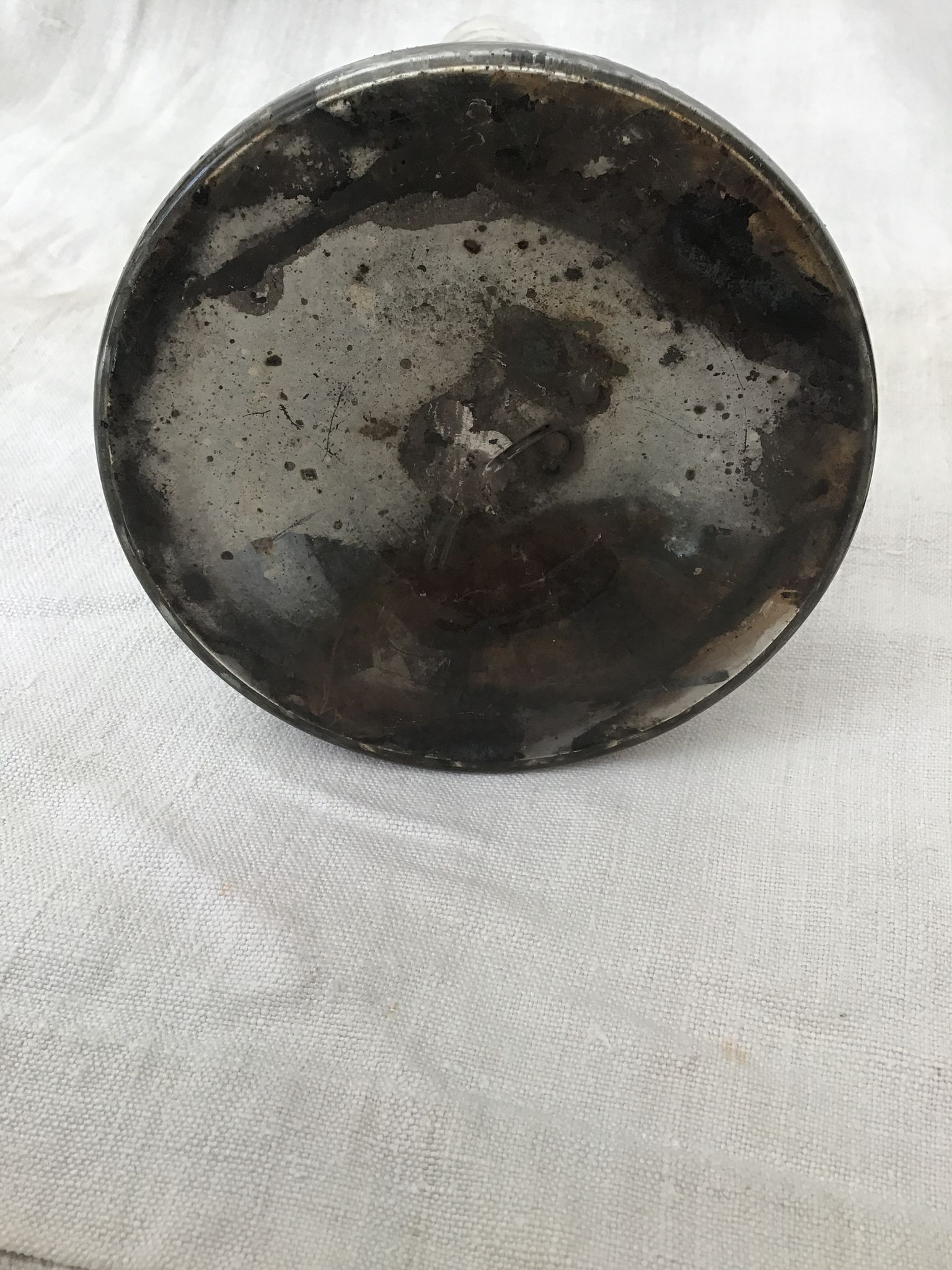 Eglolated glass candlestick