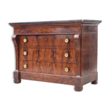 Empire dresser