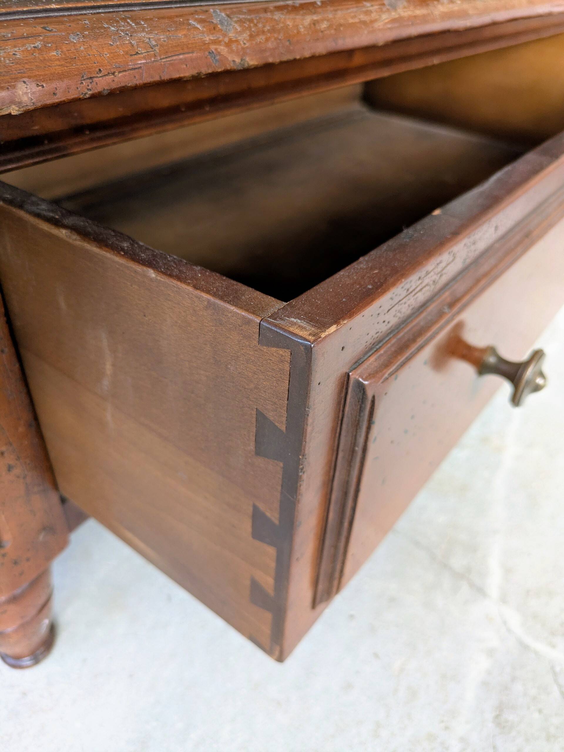 Table rectangulaire richelieu