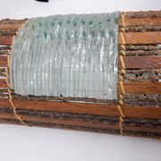 Paire d'applique en bois et lamelles de verre