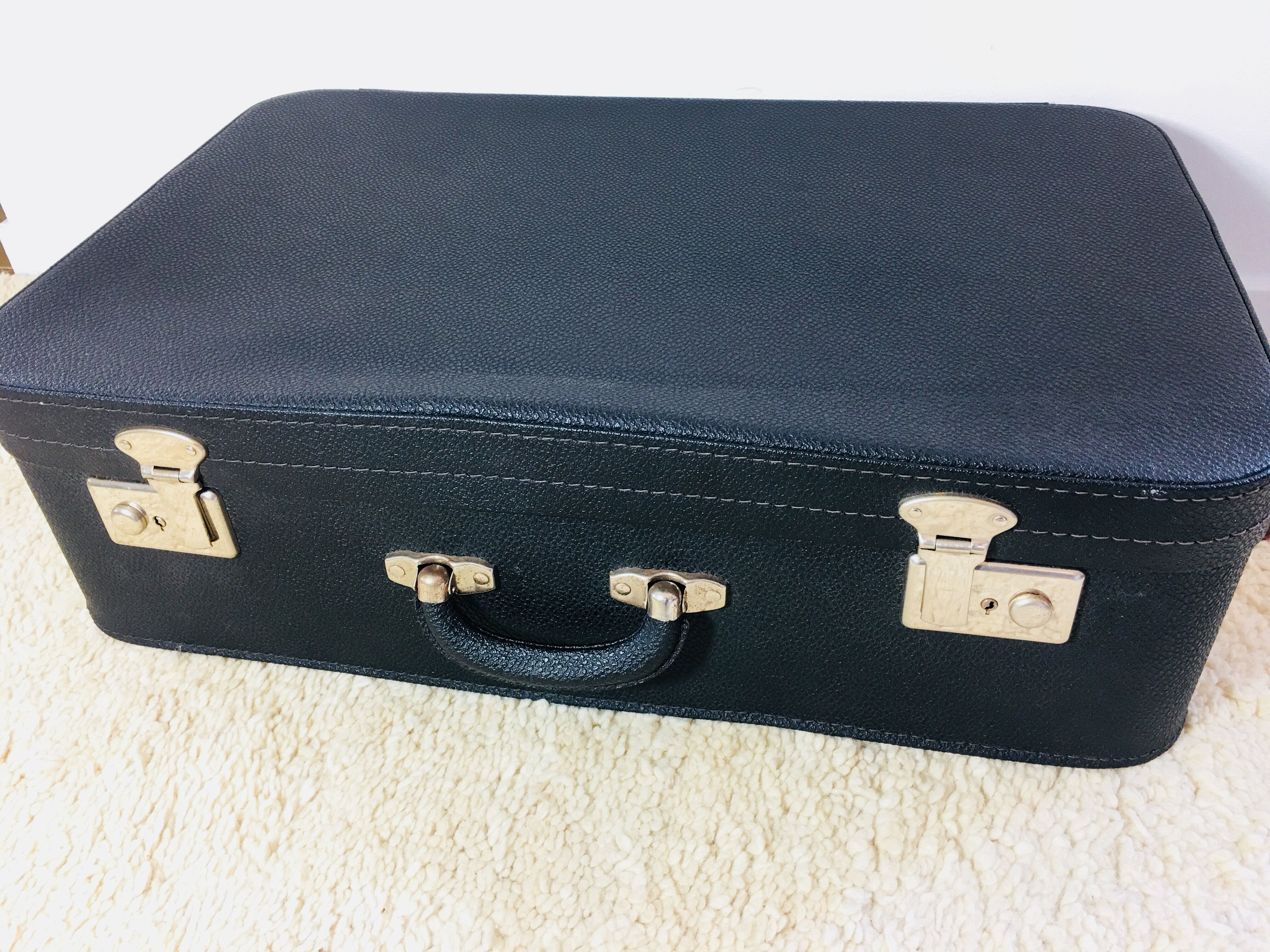 Valise noire vintage