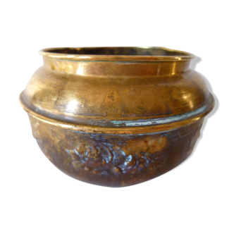 Cache pot brass
