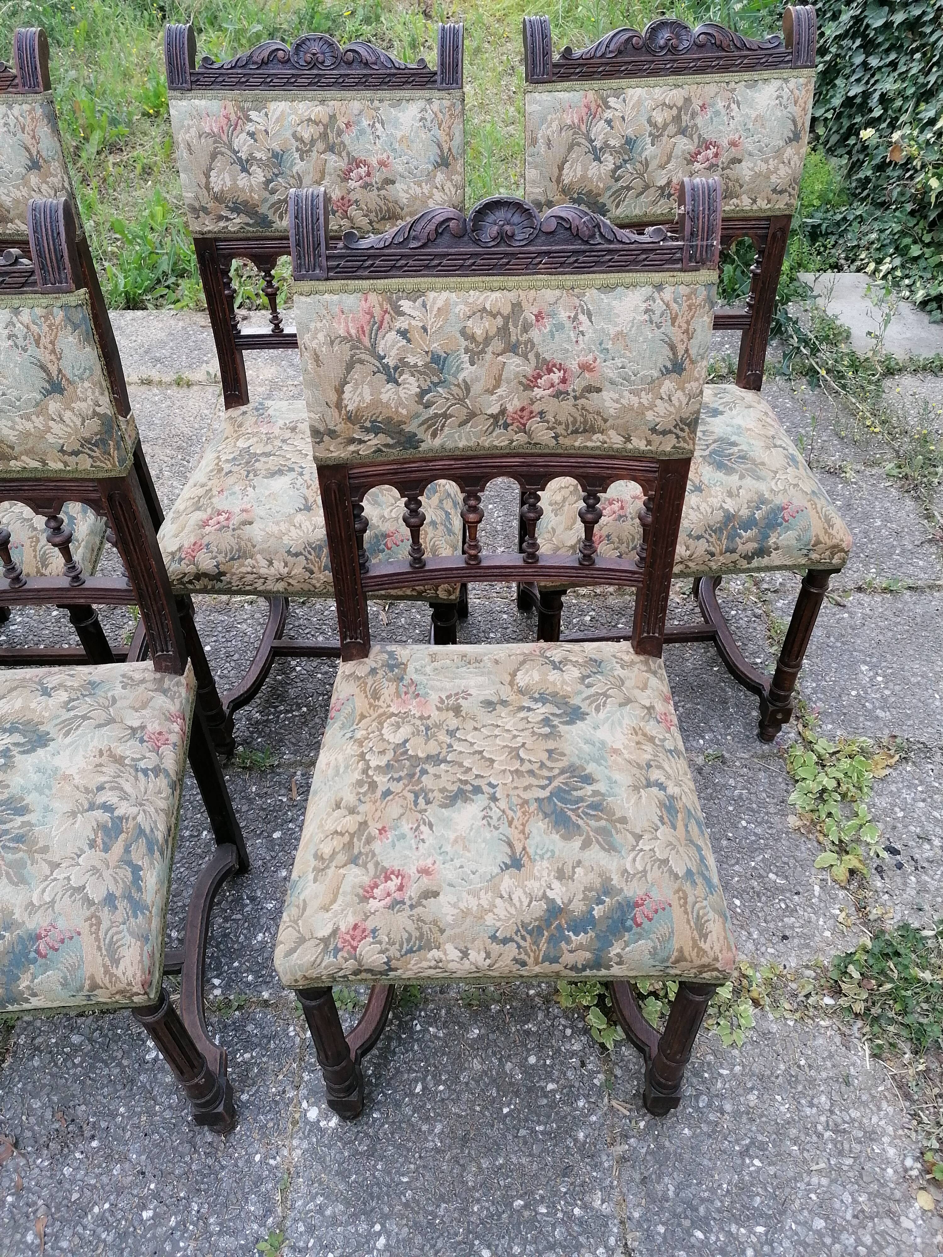 8 henri chairs