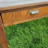 Farm table