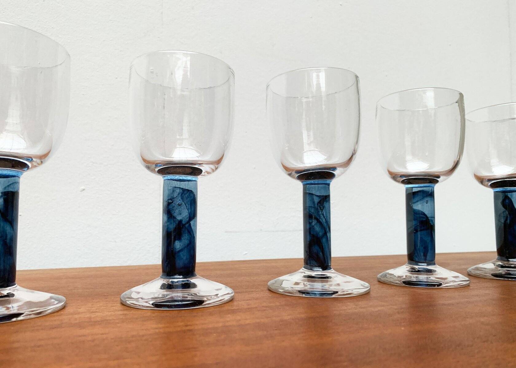 German wine glasses by Regina Kaufmann for Glashagen Hütte, set of 6.