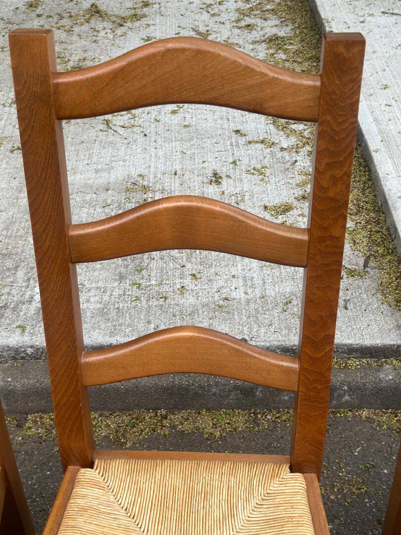 6 solid wood and straw farm-style chairs, 105cm