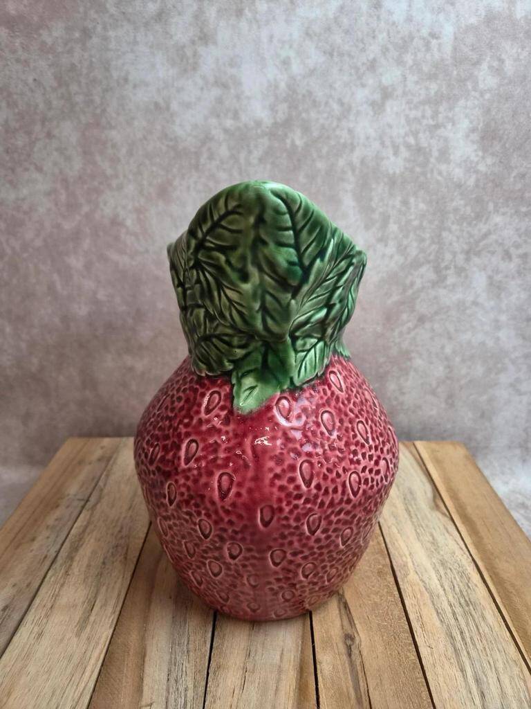 Strawberry-shaped earthenware jug – vintage ceramic