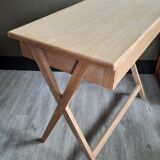 Light wood desk with large drawer