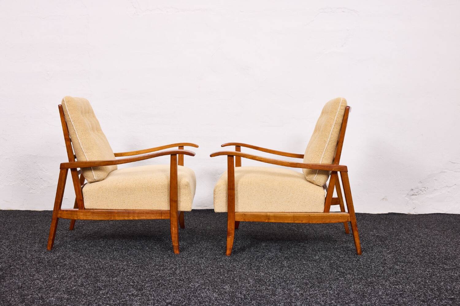 Paire de fauteuils vintage – Attributés à Károly Nagy, Hongrie, années 1940