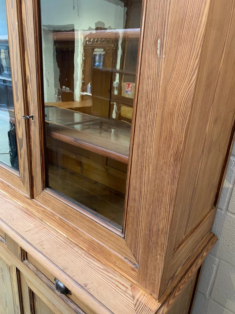 Early XXth century fir vessel