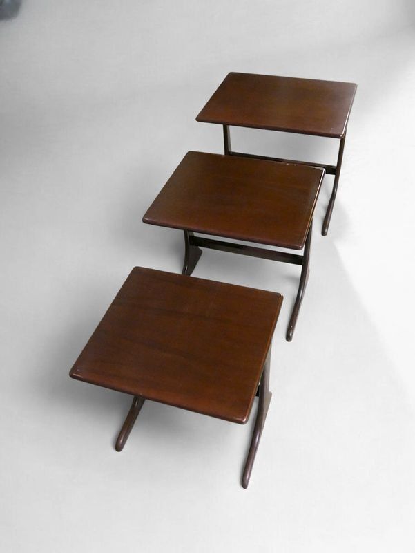 G-PLAN nesting table in teak - vintage 1960s