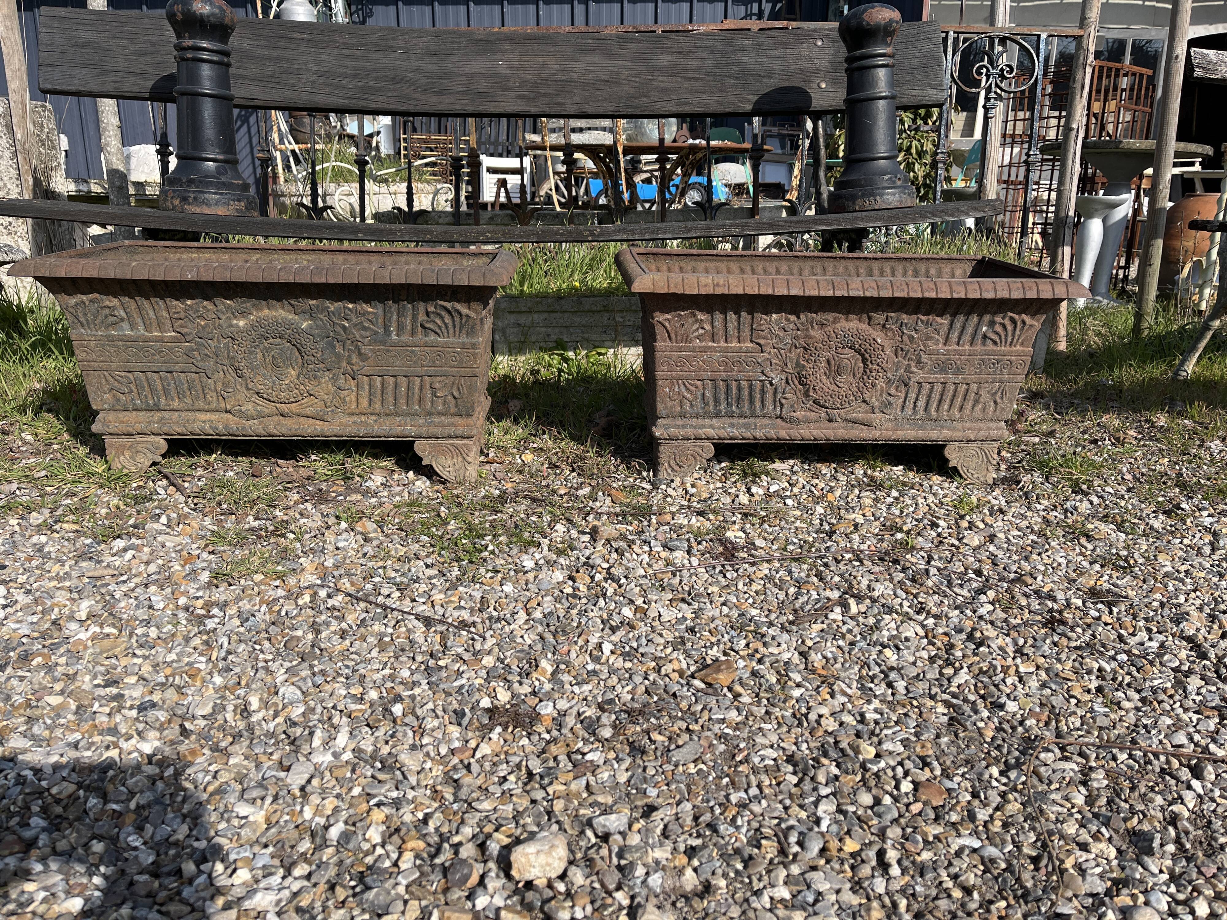 NIII cast iron planters