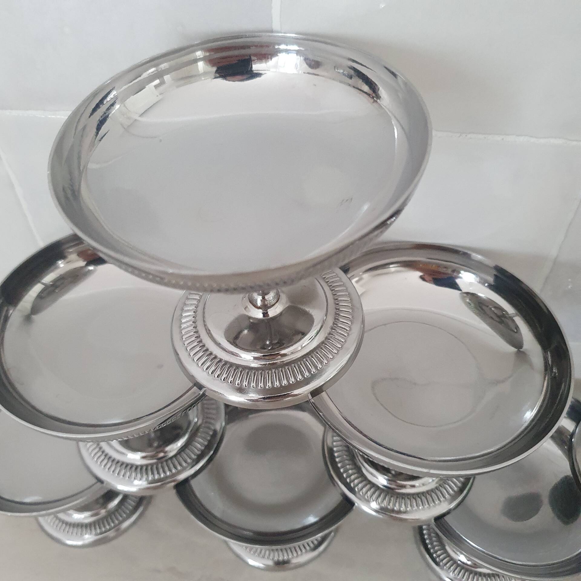 8 stainless steel 18/10 FCA style Létang and Rémi Jean Couzon cups