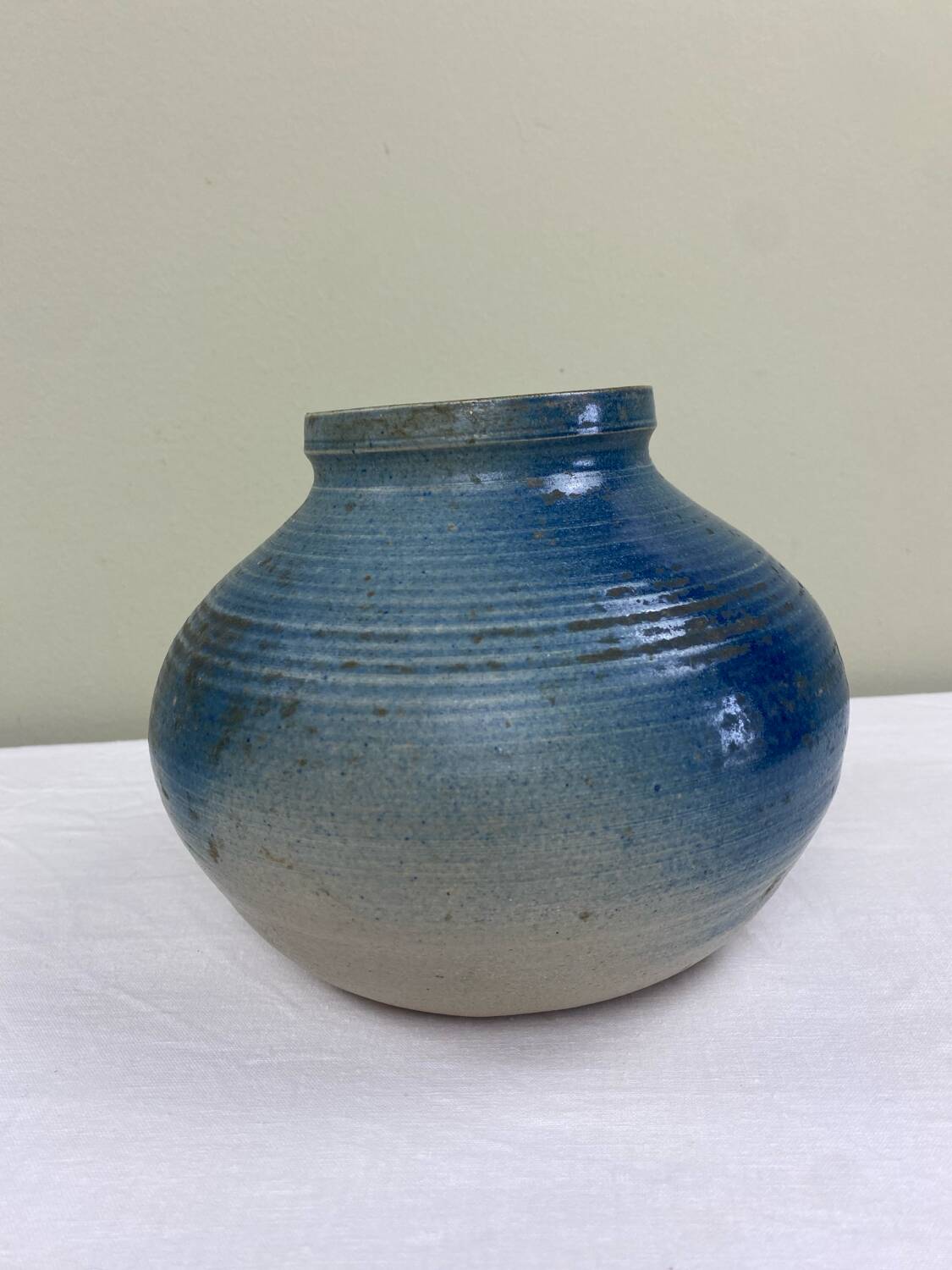Vase boule en grès