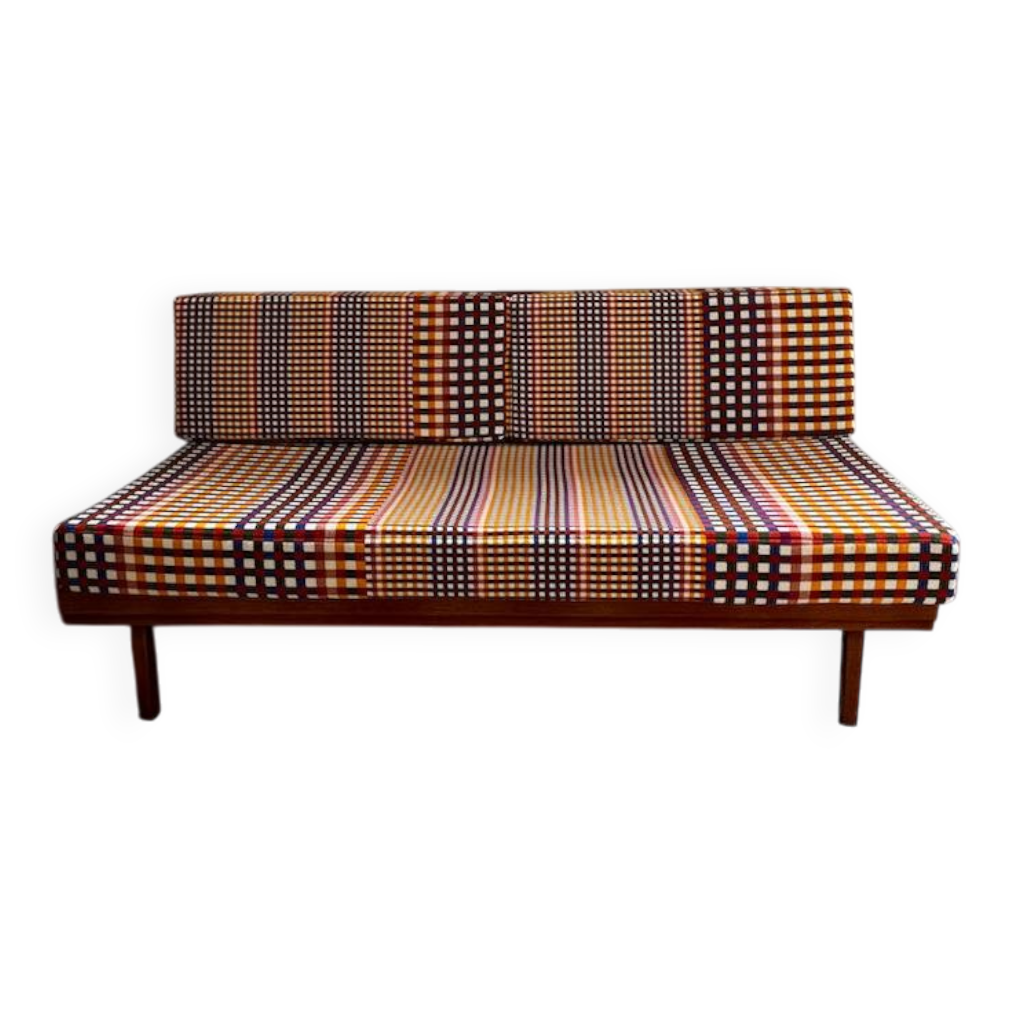 Peter Hvidt Knoll wooden banquette sofa with new cushions.